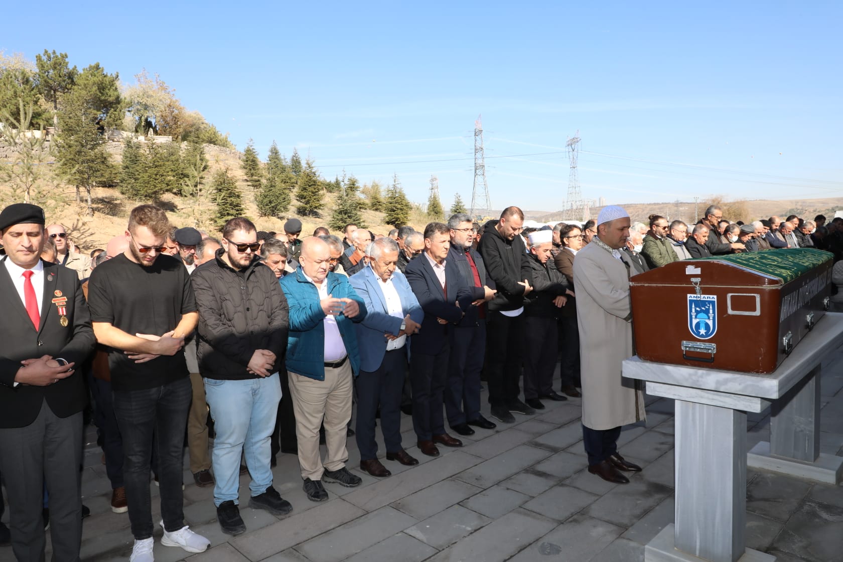 Osman Paşa'nın babası son yolculuğuna uğurlandı