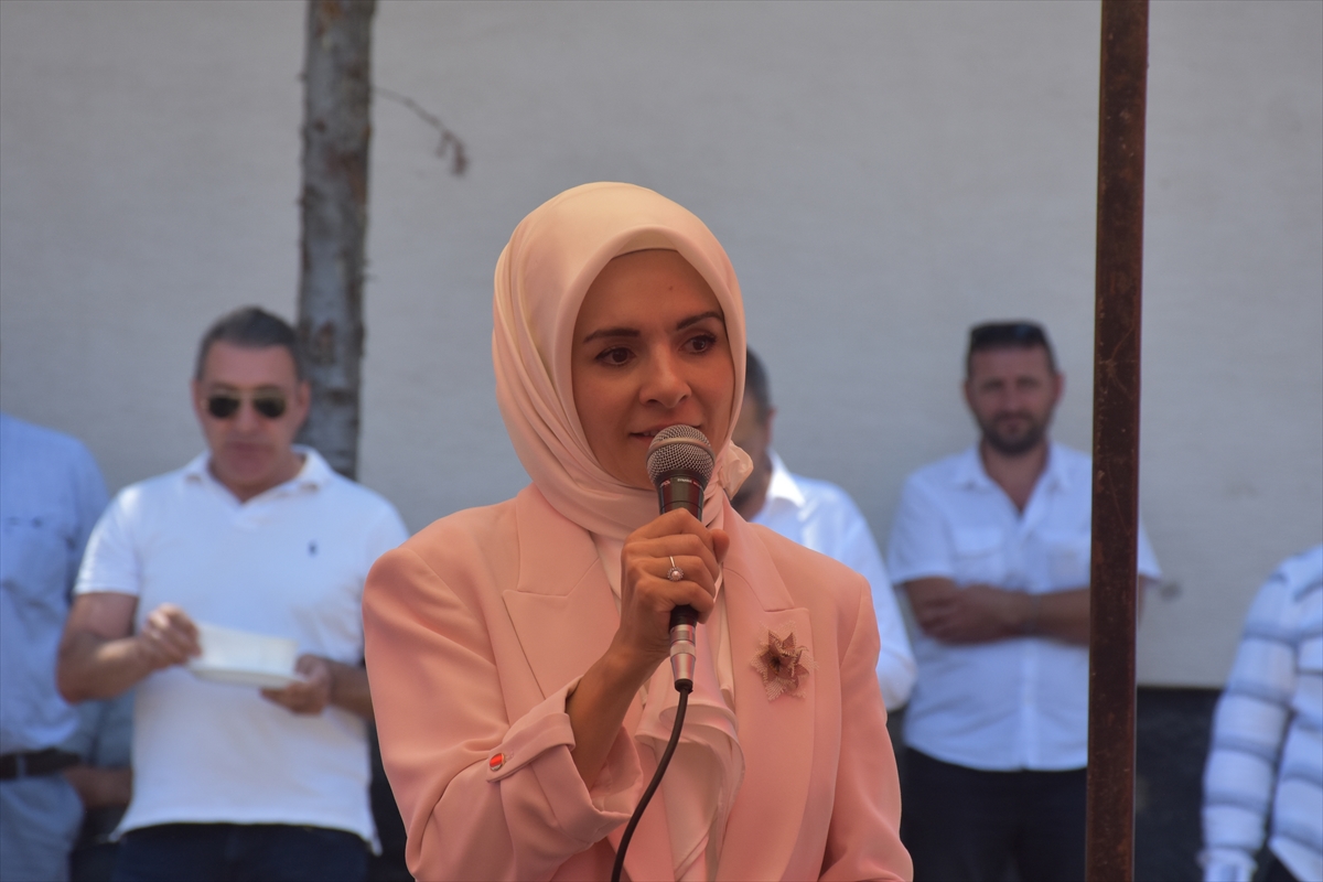 AA-20230806-31860732-31860727-AILE_VE_SOSYAL_HIZMETLER_BAKANI_MAHINUR_OZDEMIR_GOKTAS_AFYONKARAHISARDA