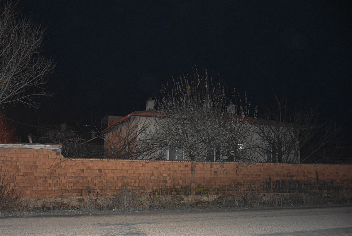 AA-20231219-33227526-33227525-AFYONKARAHISARDA_SILAHLA_VURULAN_4_KISI_OLDU
