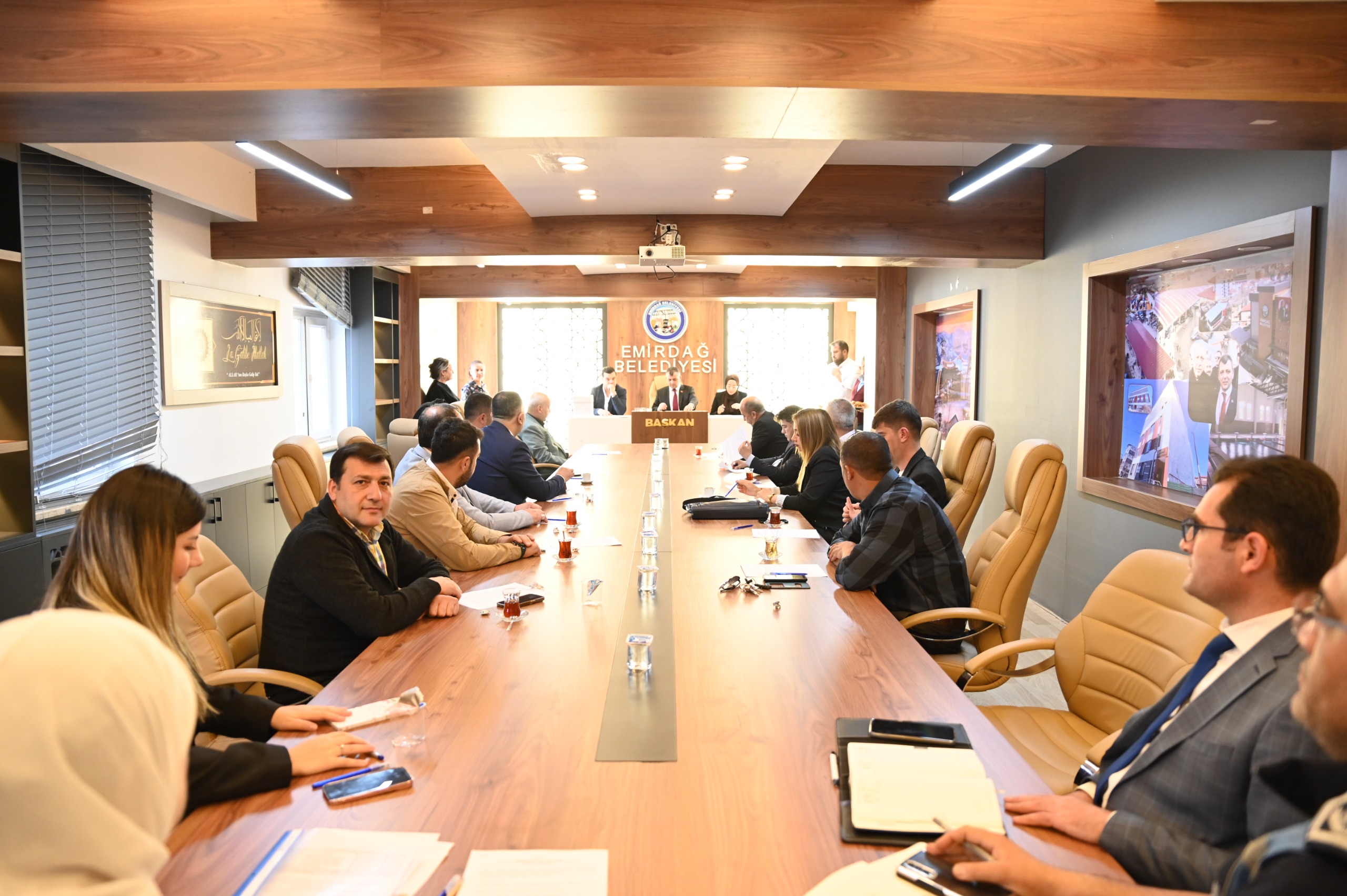 Emirdağ Belediyesi'nde Yeni Dönemin İlk Meclis Toplantısı Yapıldı (2)