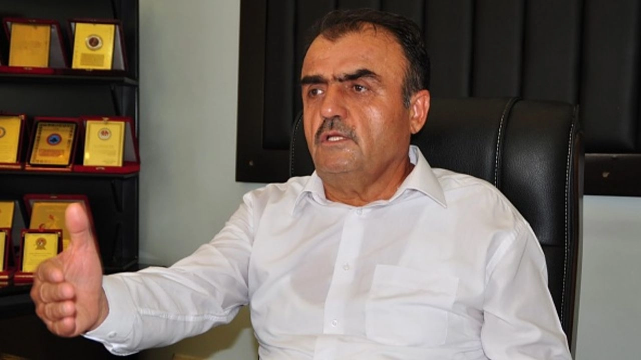 Muharrem Uslu Birinin Yiyip Digerinin Bakmadigi Kiyametin Kopmadigi H18822 35043.Jpg