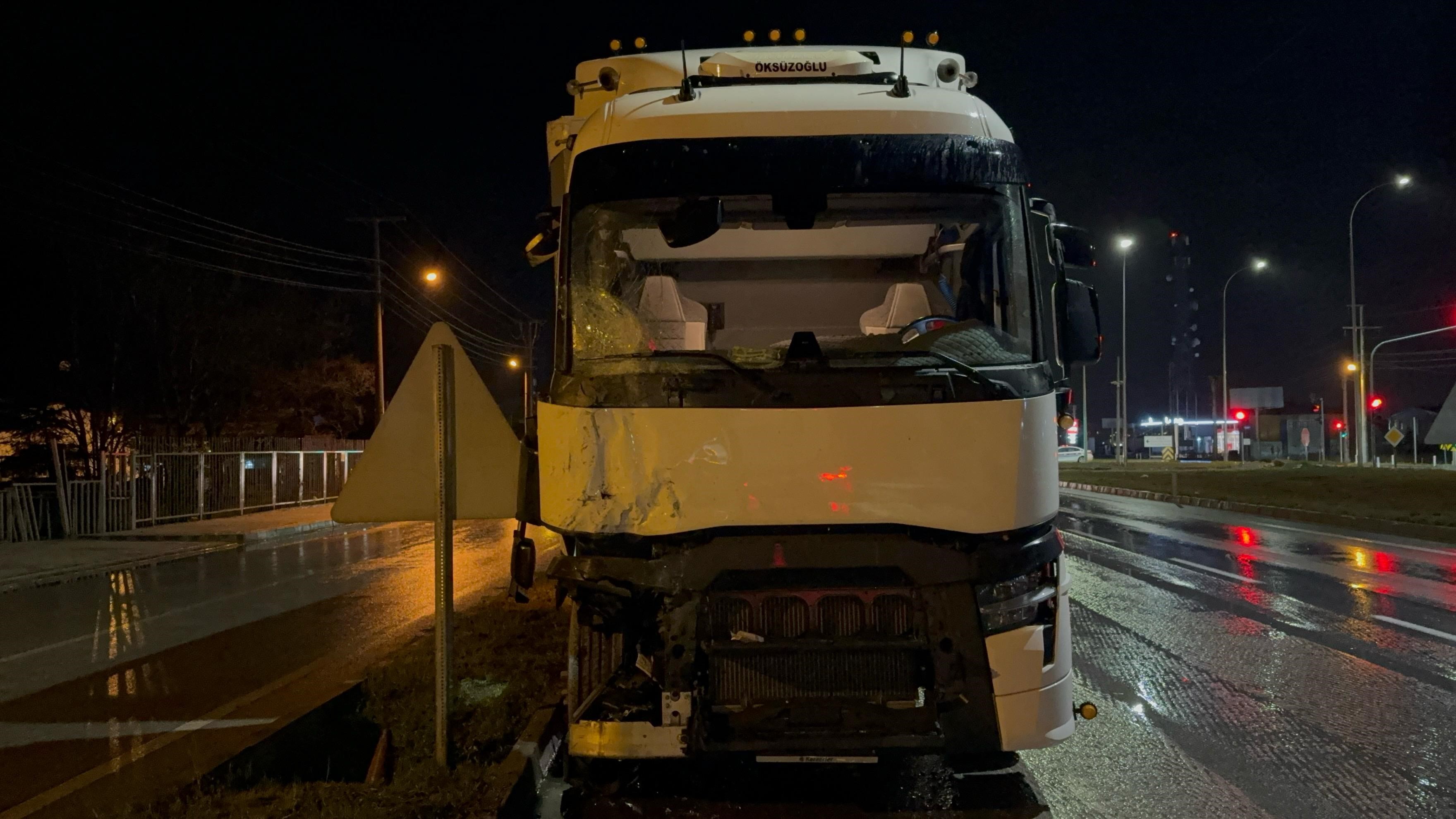 A W440615 02