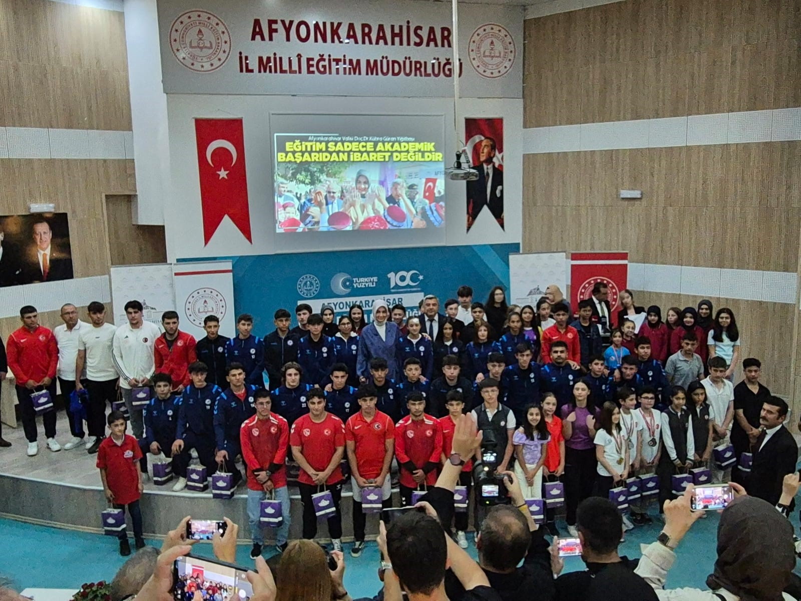A W477597 01
