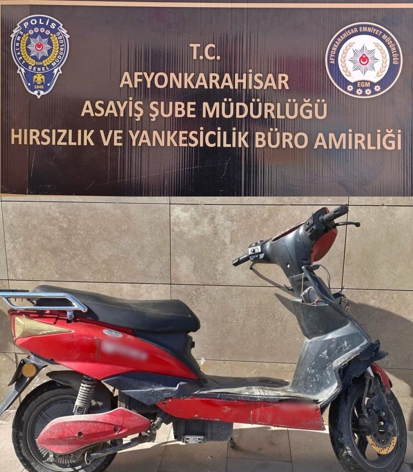A W683273 01