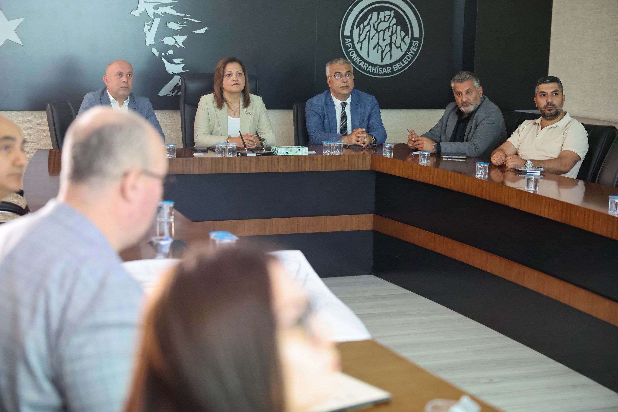 Burcu Köksal duyurdu: Kentsel Dönüşüm toplantısı yaptık, şehrimizi geleceğe hazırlıyoruz
