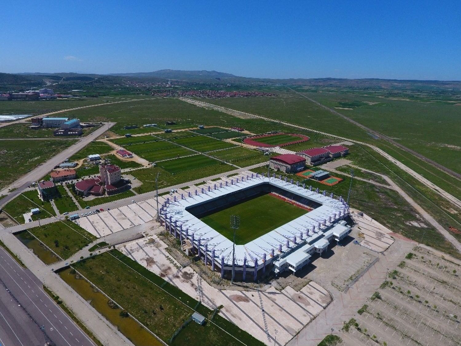 UEFA’dan Afyon’a kötü haber: Tesisler yetersiz görüldü, Milli takımın maçı Afyon’dan alındı