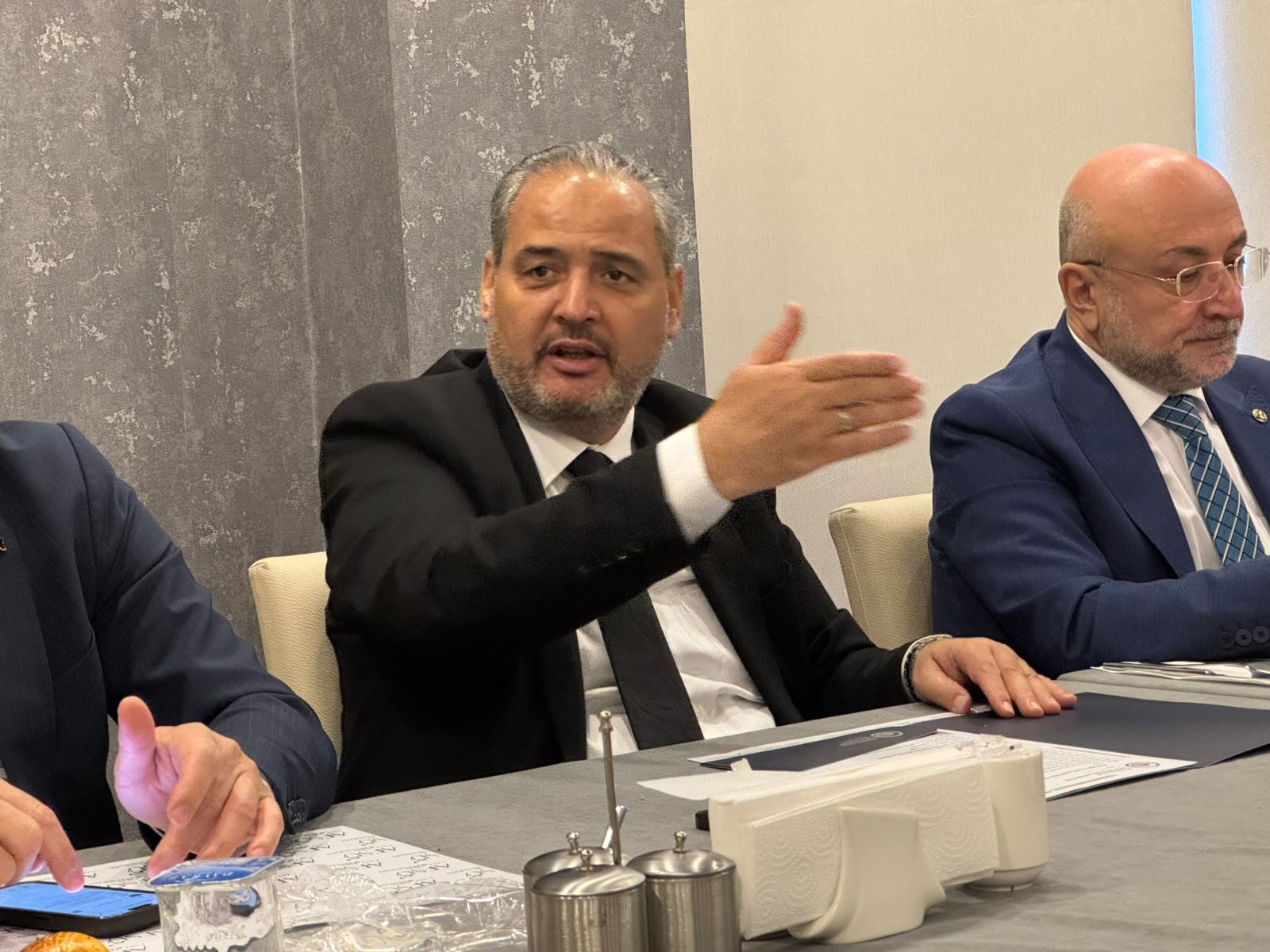 “Bakan Bile Tamam Demişti” Dedi: AFSÜ’nün Eski Diş Hastanesi Talebi Reddedildi