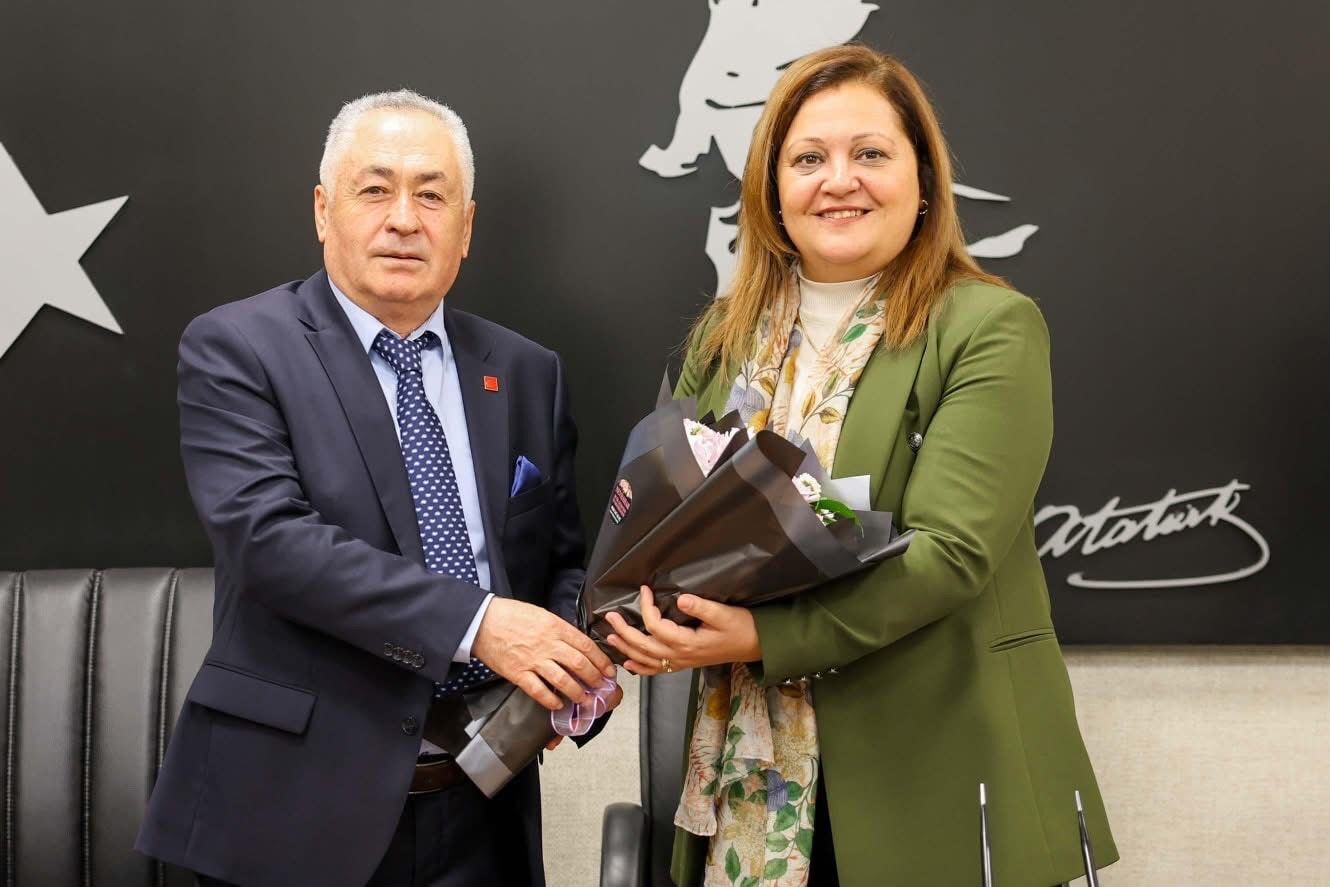 CHP’li Hasan Karadeniz Veryansın Etti: "Burcu Köksal Kendi İşe Aldıklarını Ya İşten Çıkarmaya Ya Da Sürmeye Başladı"