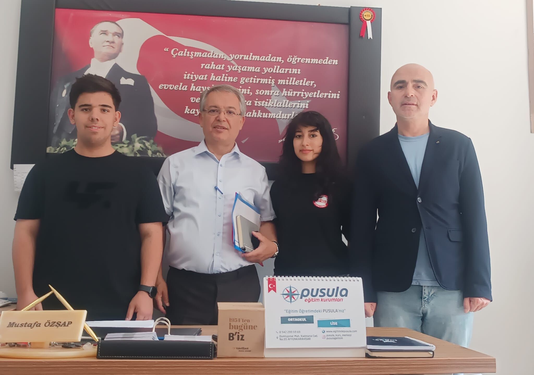 Afyon Lisesi Öğrencilerinden TEKNOFEST'te Çifte Gurur: İki Ayrı Yarışmada Finale Yükseldiler