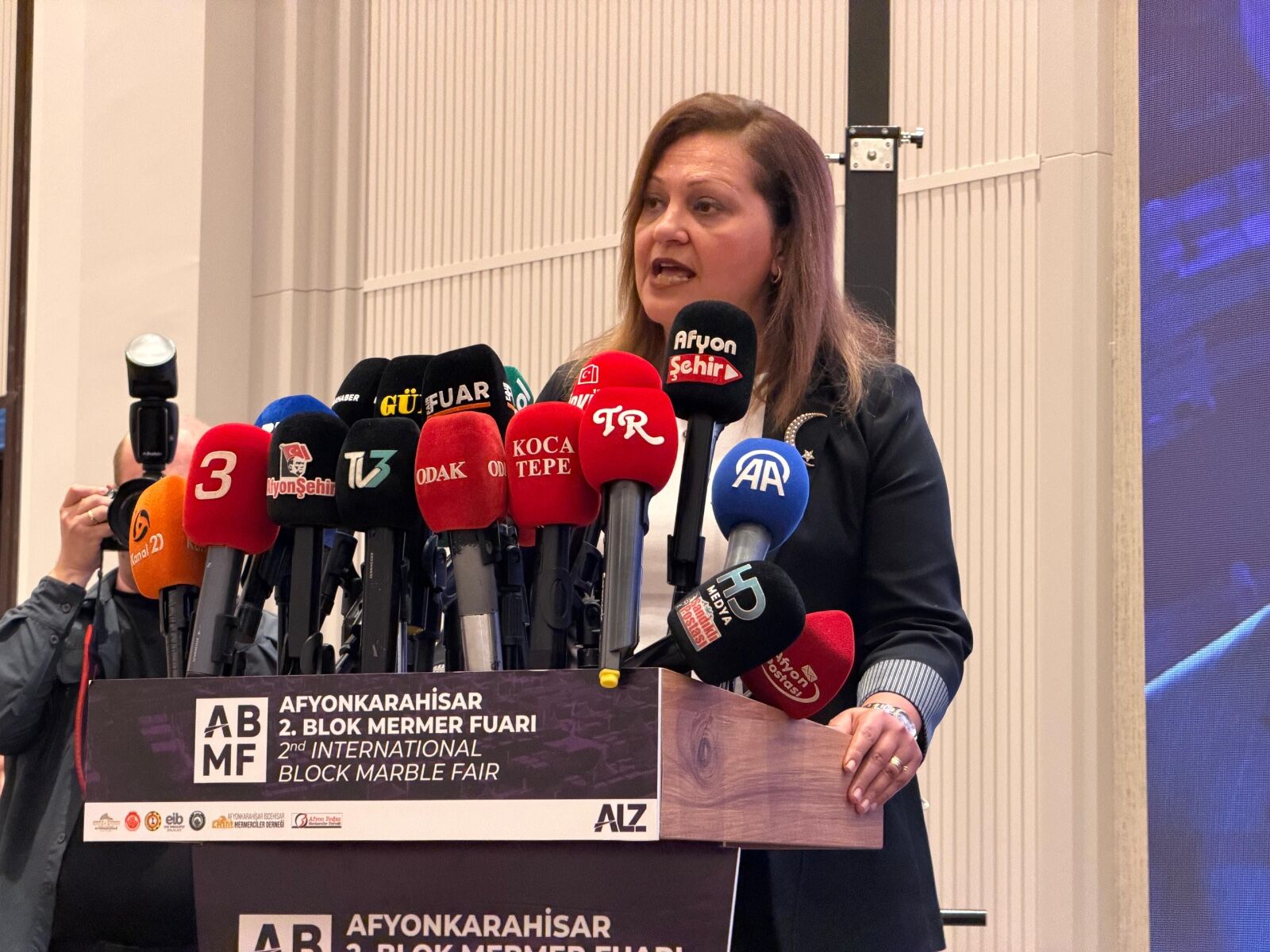 Başkan Burcu Köksal: “Fuar alanında gece gündüz çalıştık, Afyon için yüz akı bir organizasyon hazırladık”