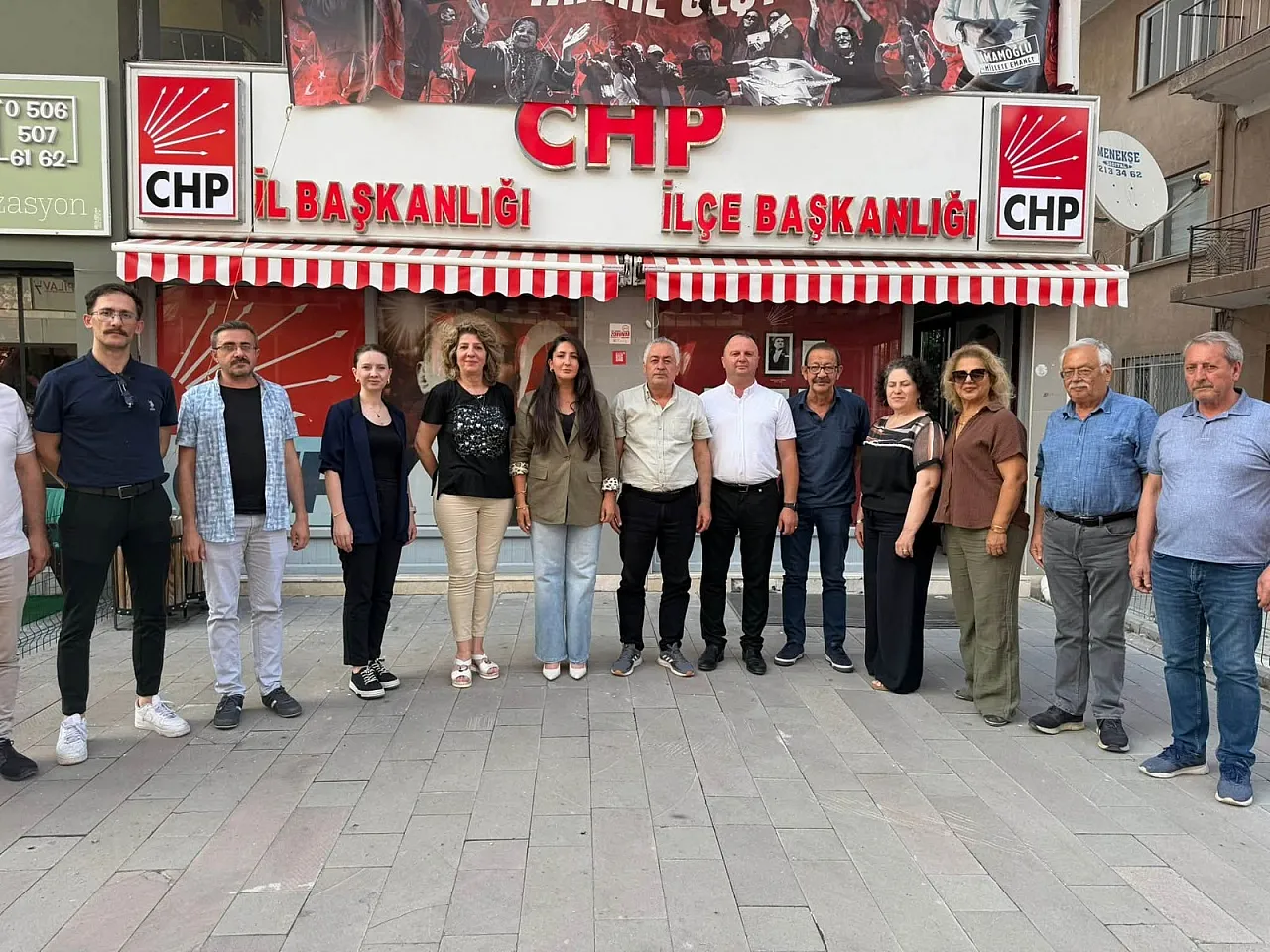 Chp Afyonkarahisar Da Baskan Degisti 4 1783076356 H Ie Vy C.jpeg
