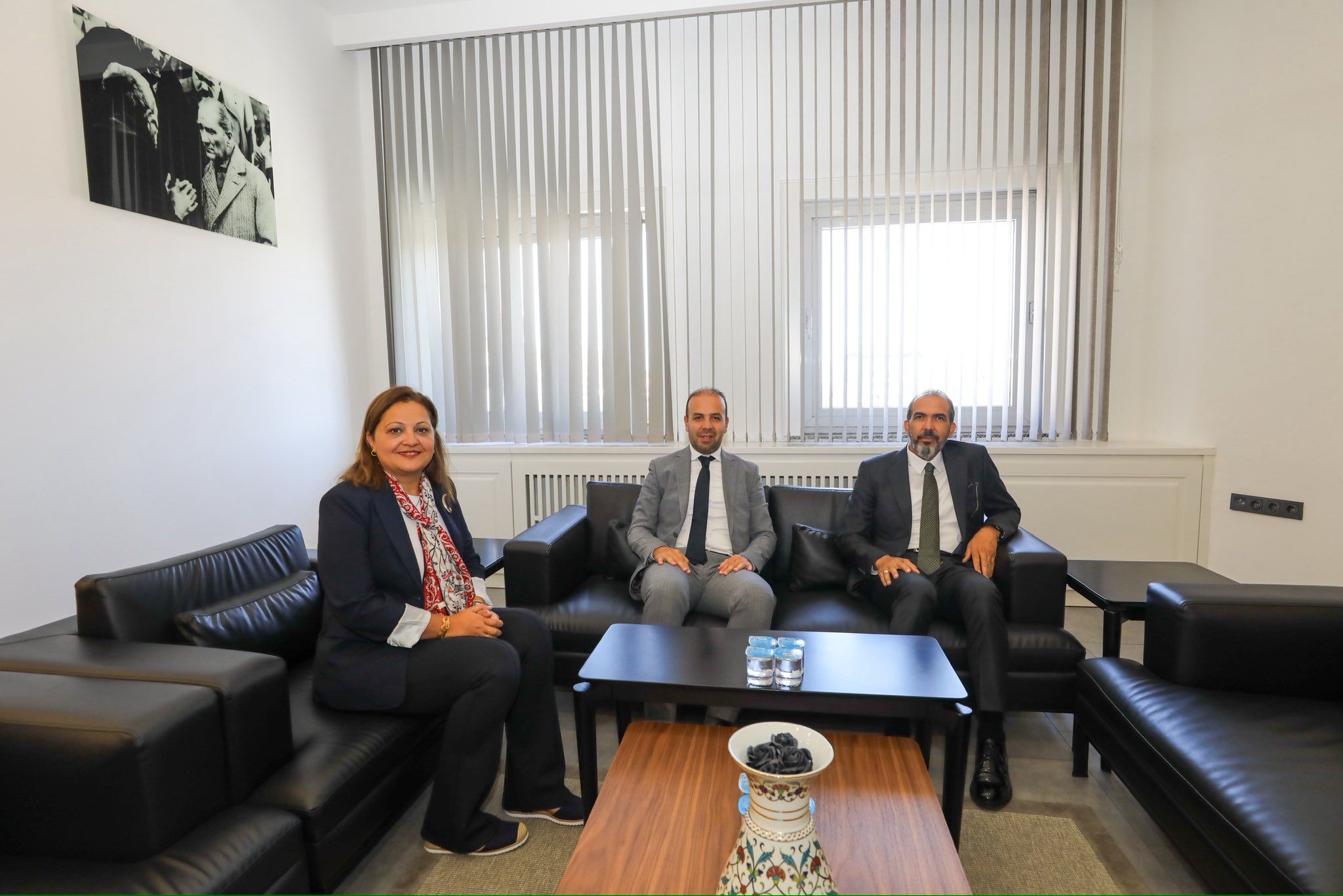 Afyon AK Parti'de yeni il başkanı mesaisi: Genel Merkez heyeti önce Burcu Köksal’la görüştü
