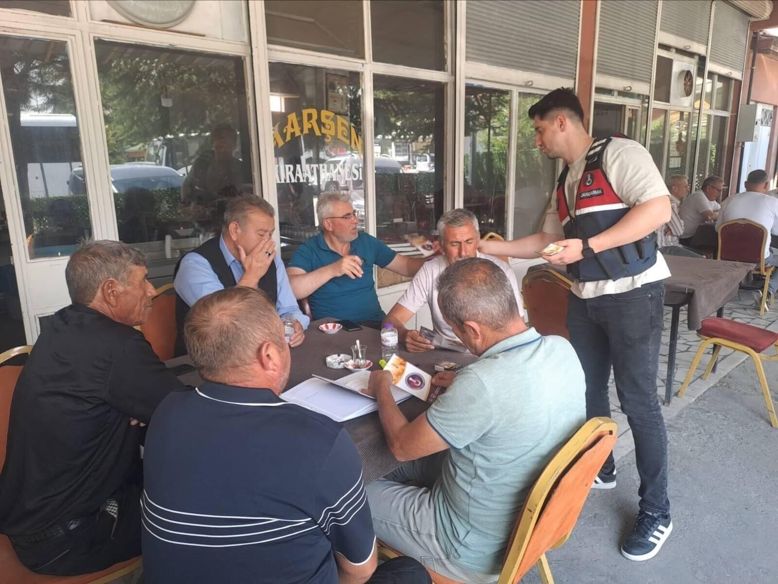 Afyon'da Jandarmadan Vatandaşlara Dijital Dolandırıcılık Uyarısı