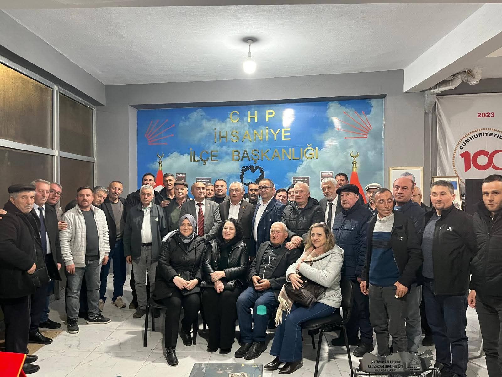 CHP Afyon’da istifa dalgası sürüyor: İhsaniye İlçe Başkanı Yeni Parti'ye katıldı