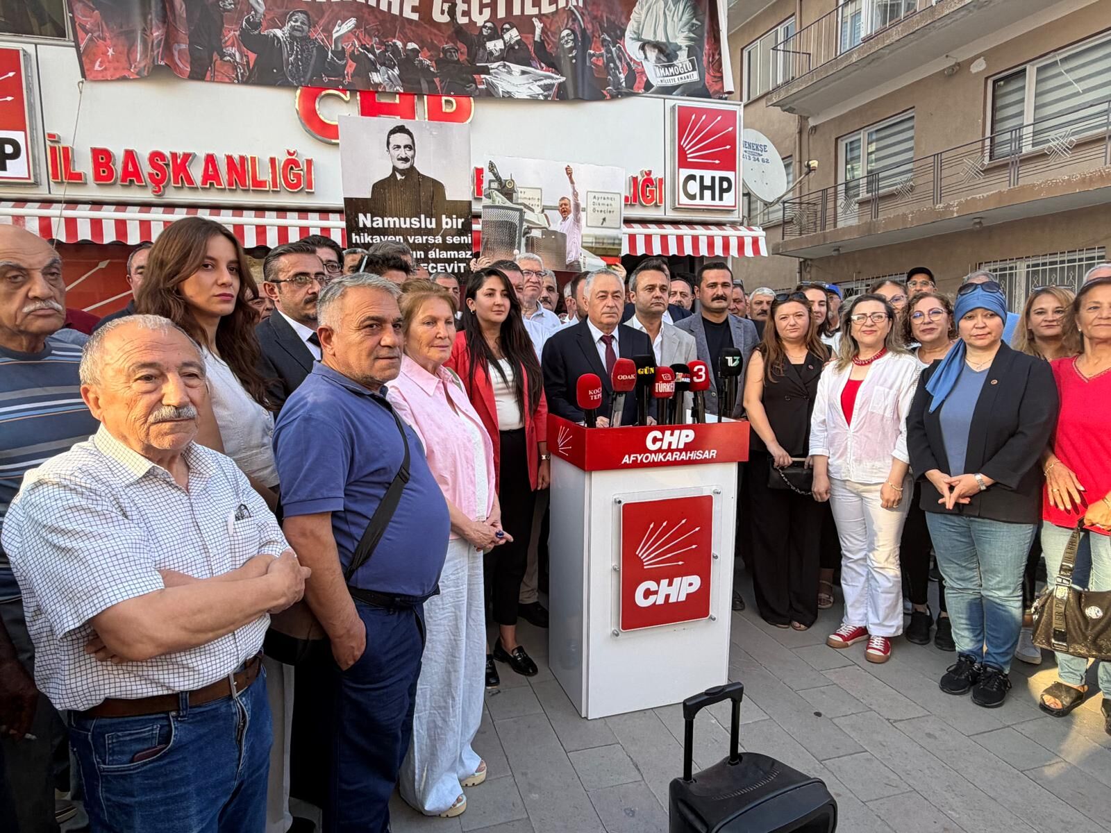 Hasan Karadeniz: "Afyon'da Hiçbir Fire Vermeden YENİ Parti'ye Katılıyoruz"