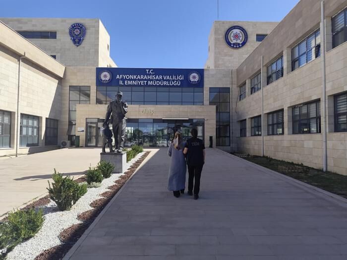 Afyon’da ByLock kullanıcısı FETÖ hükümlüsü kadın yakalandı