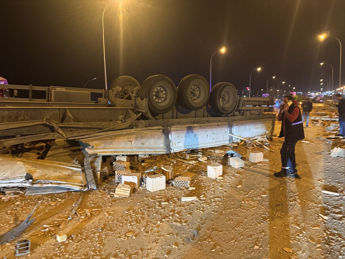 A A 20260925 42574213 42574209 A F Y O N K A R A H I S A R D A 4 A R A C I N K A R I S T I G I T R A F I K K A Z A S I N D A 1 K I S I O L D U 7 K I S I Y A R A L A N D I