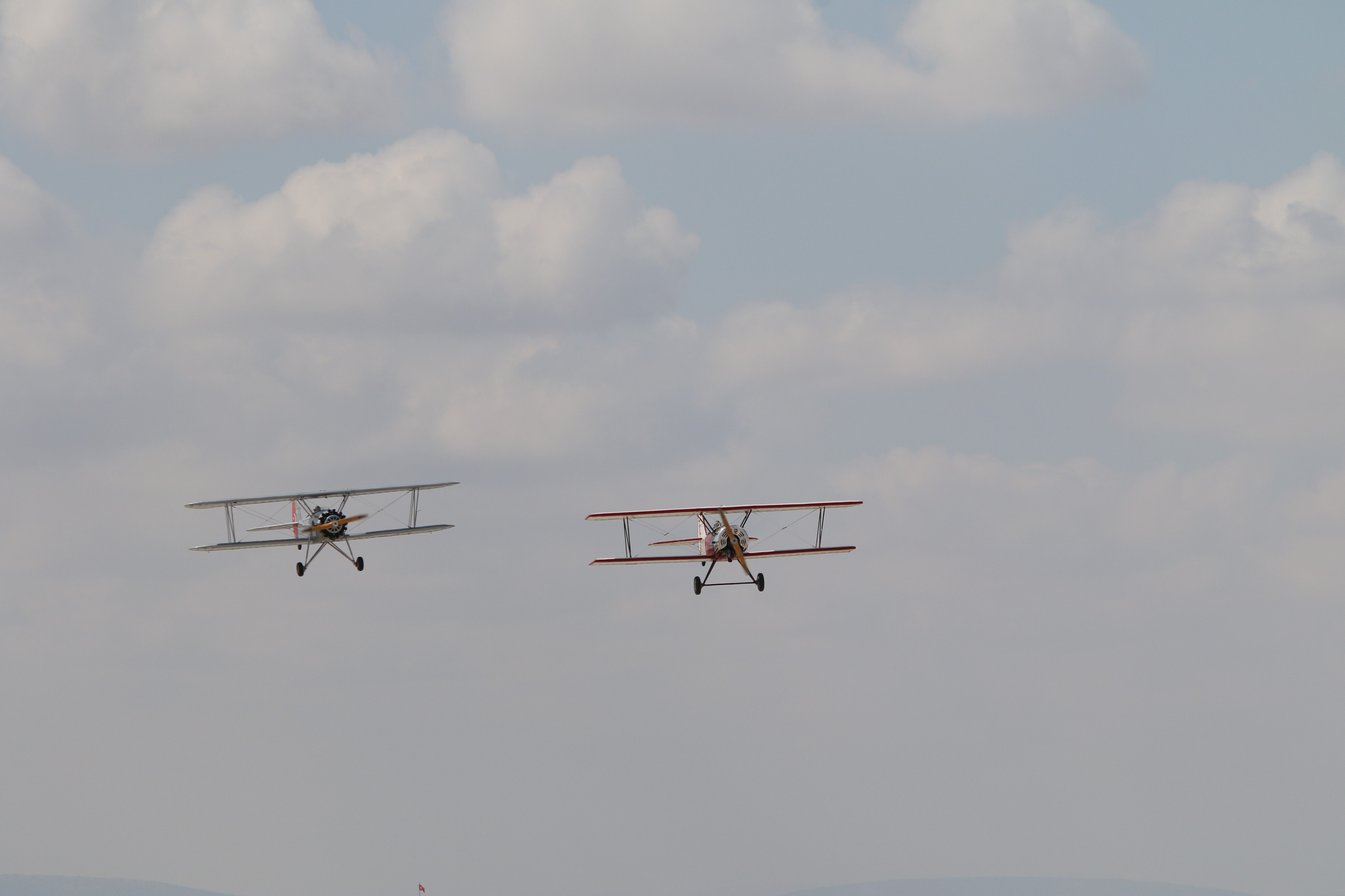 Sivrihisar Airshow'da Tarihi Buluşma: Nuri Demirağ ve Vecihi Hürkuş'un Aileleri Bir Araya Geldi
