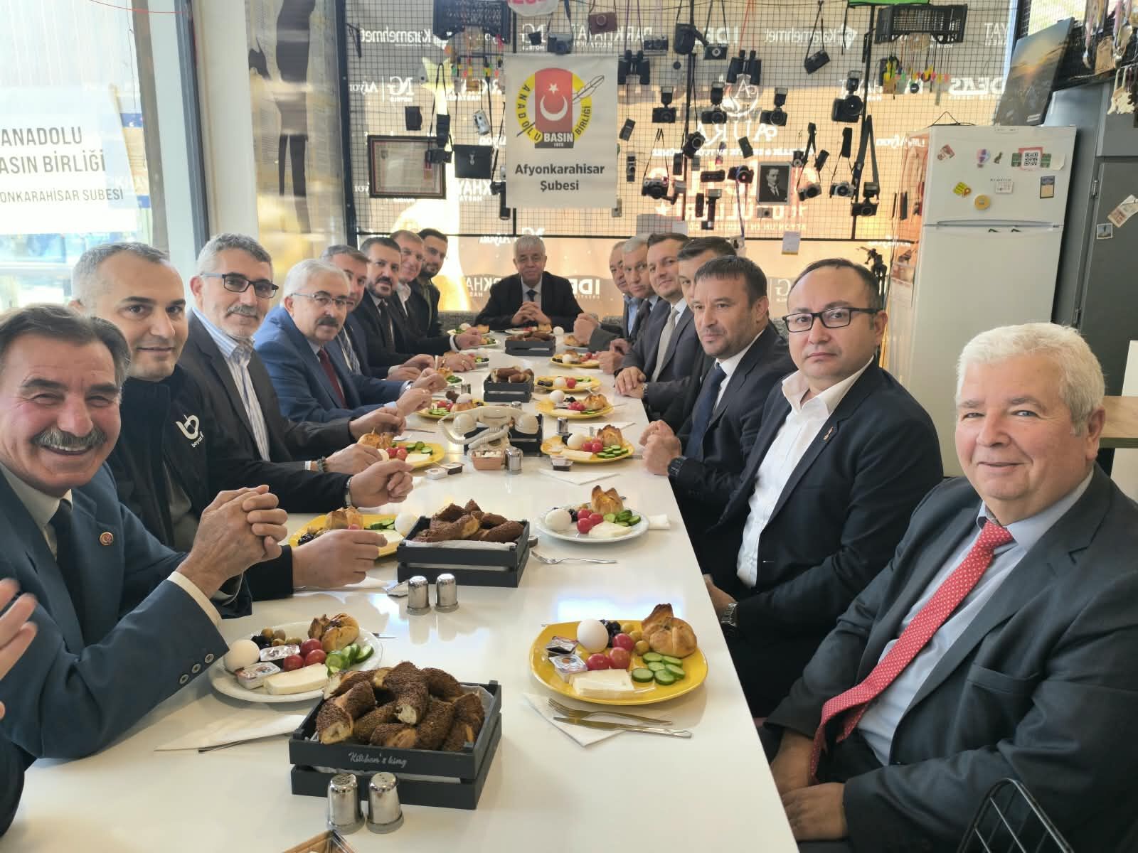 Afyon'da il başkanlarından ortak mesaj: “Siyasette rakibiz, şehir için ekibiz”