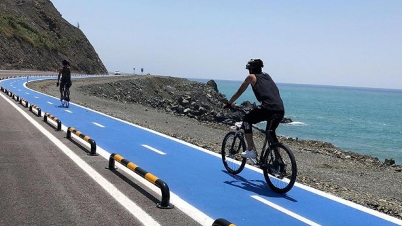 Başkan Zeybek: Afyon’a 10 Milyon liralık bisiklet yolu yapacağız