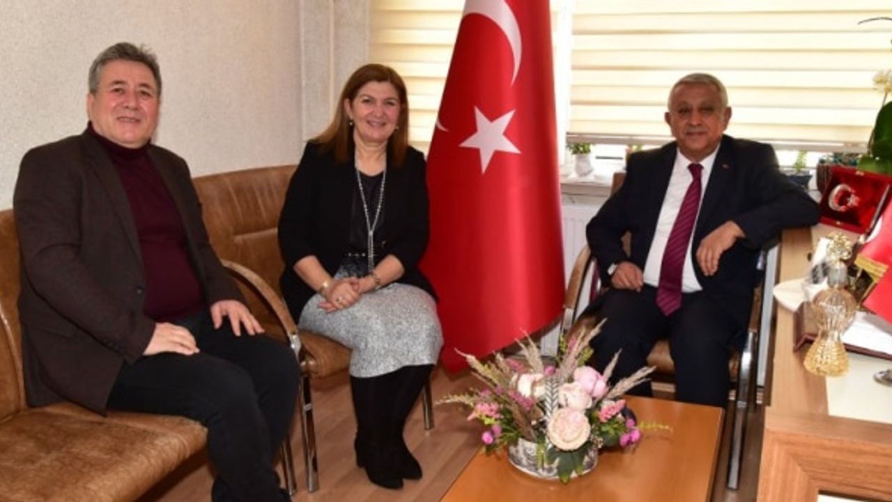 Başkan Zeybek: Yerel basına destek konusunu meclise getirelim