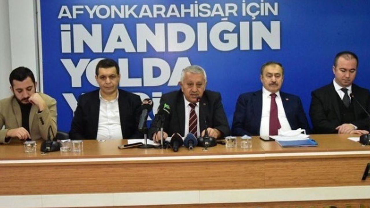 Belediye Başkanı Mehmet Zeybek’ten teleferik açıklaması