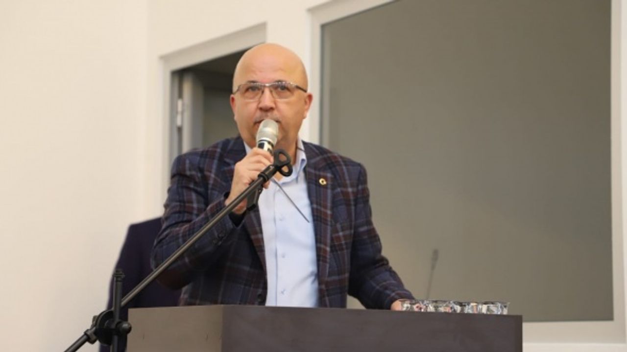 İl Genel Meclisi Başkanı Çoban'dan Hocalar ve Sinanpaşa yolu açıklaması