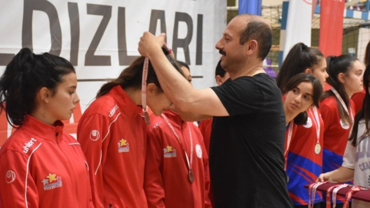 Afyon’da ANALİG Badminton Çeyrek Final müsabakaları sona erdi