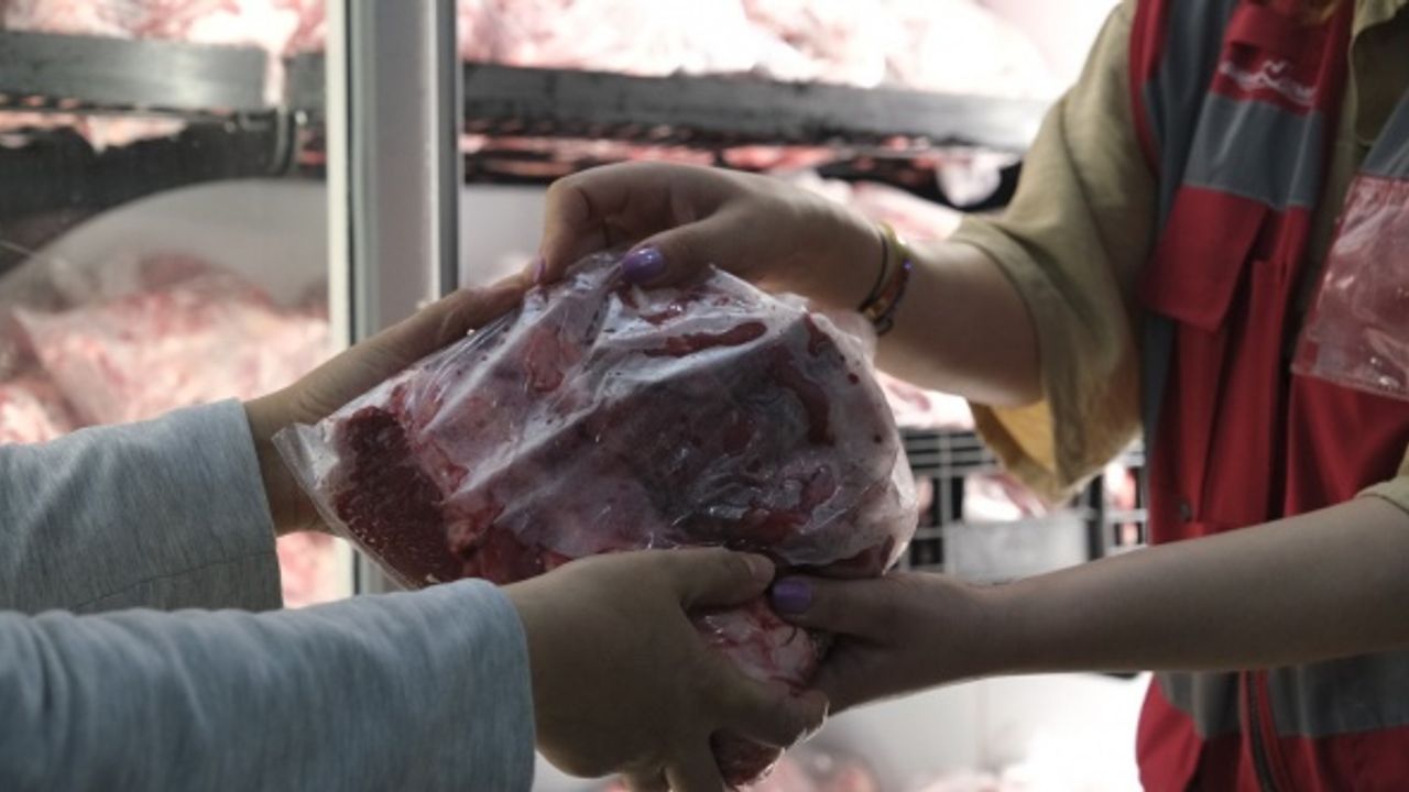 Afyon'da bu derneğe 8 bin 500 kilo kurban eti bağışlandı