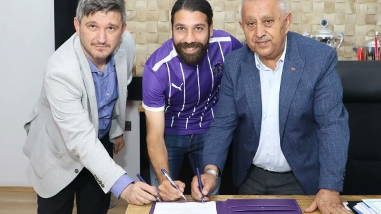 Afyonspor’dan flaş transfer: Beşiktaş ve Trabzonspor’da sonra Afyonspor’da!