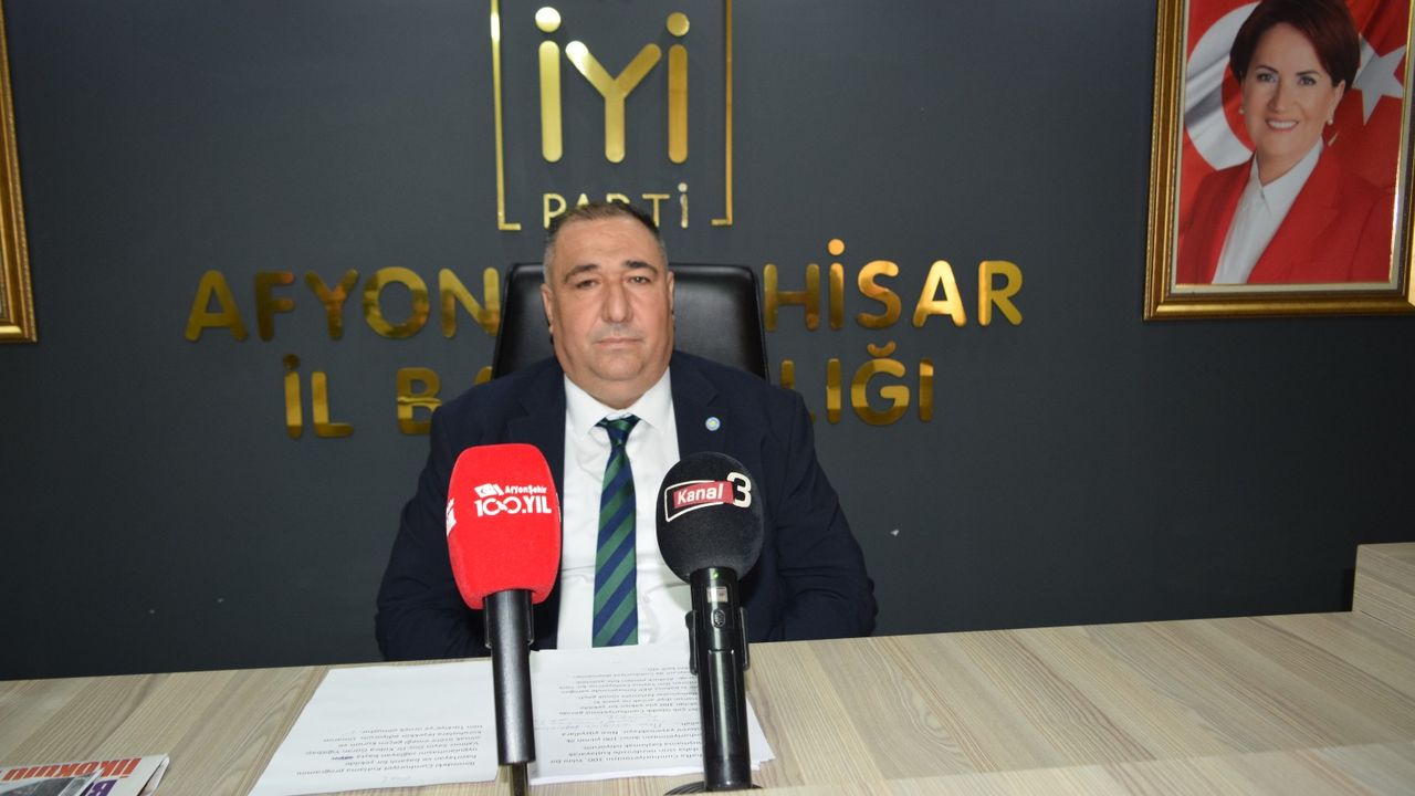 İyi Partili Mısırlıoğlu: Afyon Belediyesi kendi esnafına darbe vuruyor