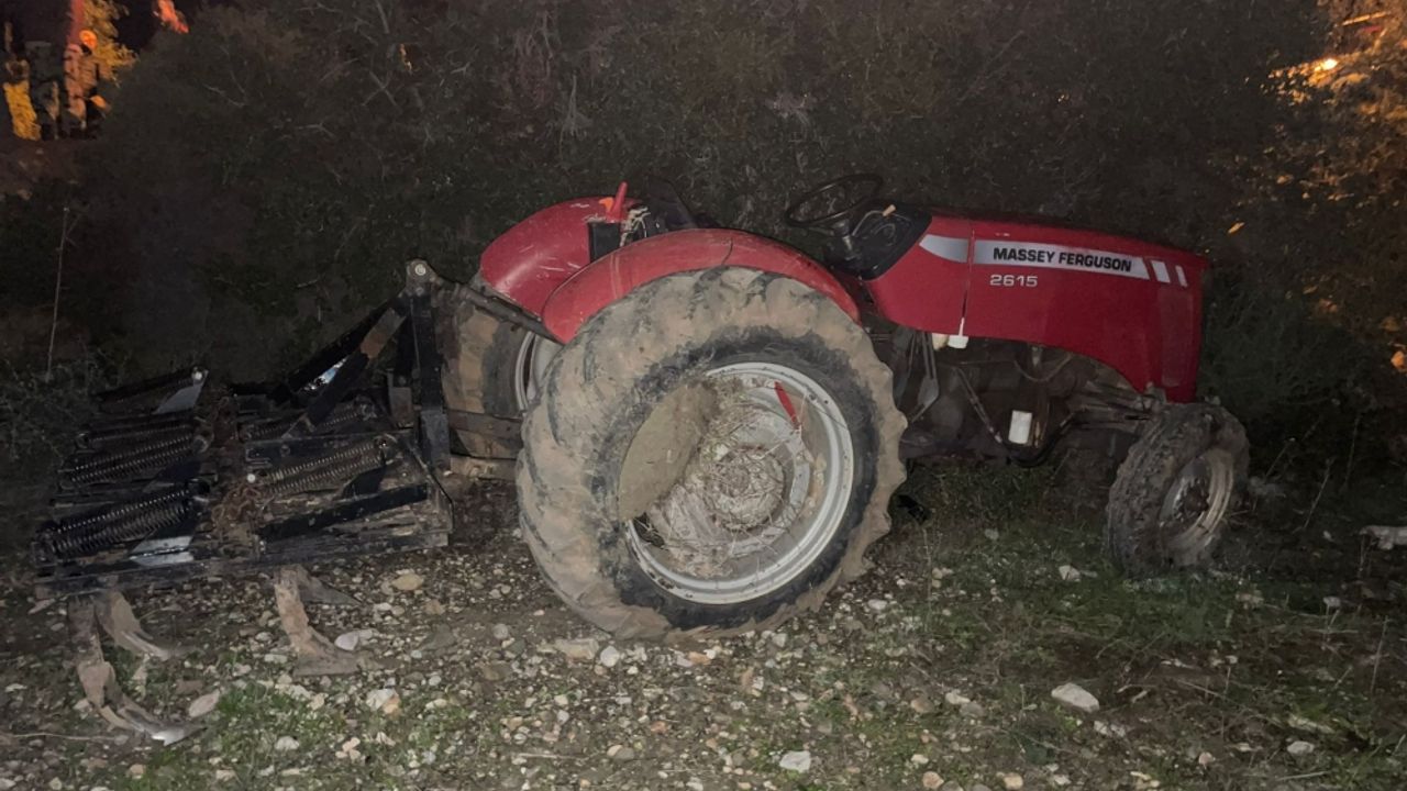 Muğla'da devrilen traktörün sürücüsü öldü