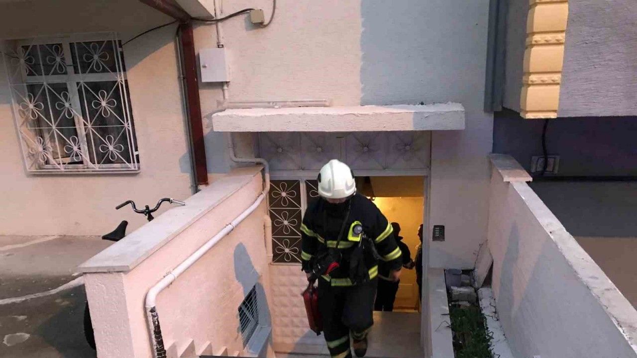 Bilecik’te binada çıkan yangın endişeye neden oldu