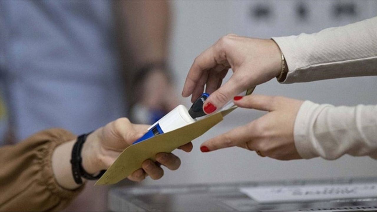 31 Mart'taki yerel seçimlerde partilerin oy pusulasındaki yerleri belli oldu