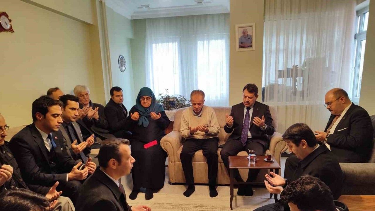 Eskişehir adalet teşkilatı şehit ailesini ziyaret etti