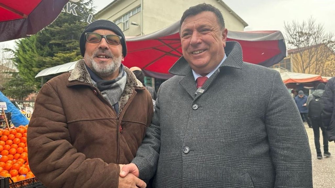 Eskişehir'de Başkan Alp pazar ziyareti gerçekleştirdi
