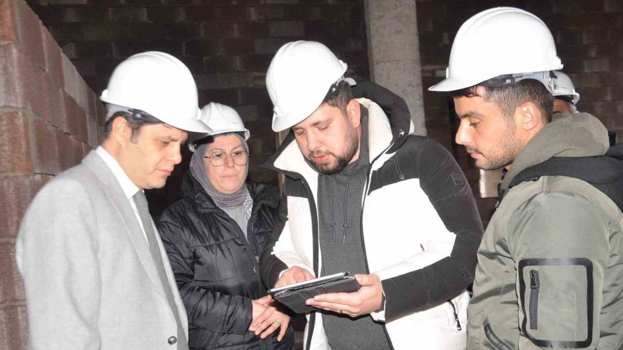 Sandıklı’da Hükümet Konağı binası inşaatı devam ediyor