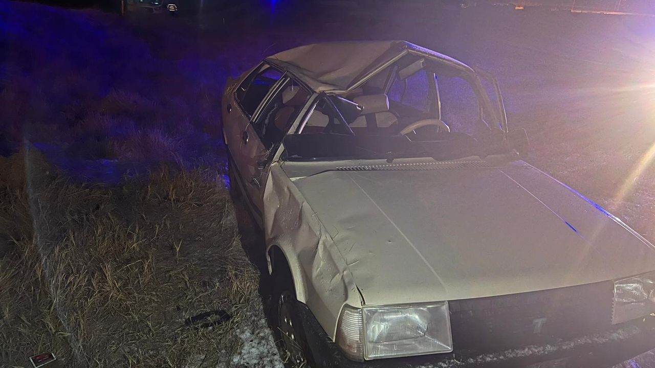 Afyon'da trafik kazası: Takla atan araçta yaralılar var!