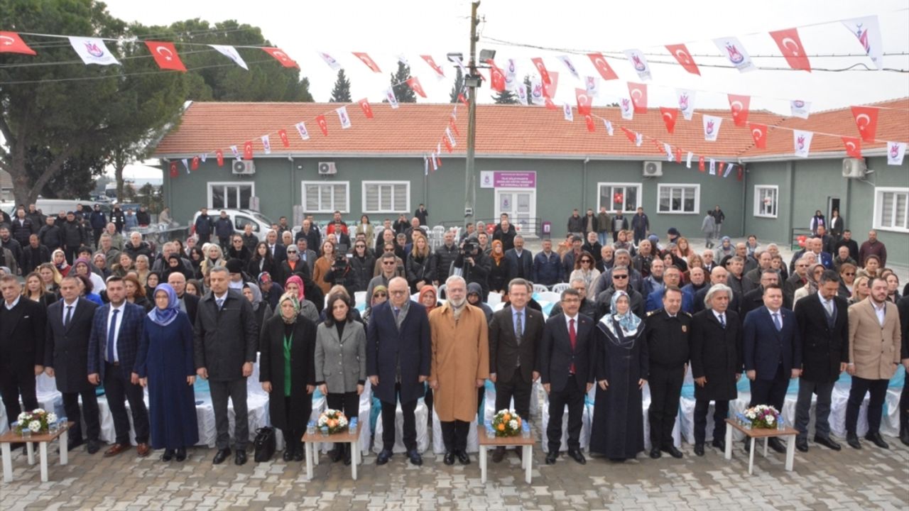 Şehzadeler'de engelsiz eğitim merkezi ve korumalı işyeri törenle açıldı