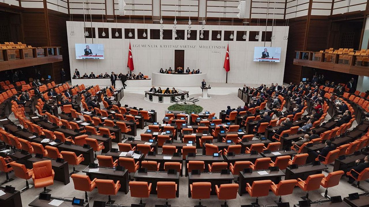 Mecliste bütçe maratonu bitti