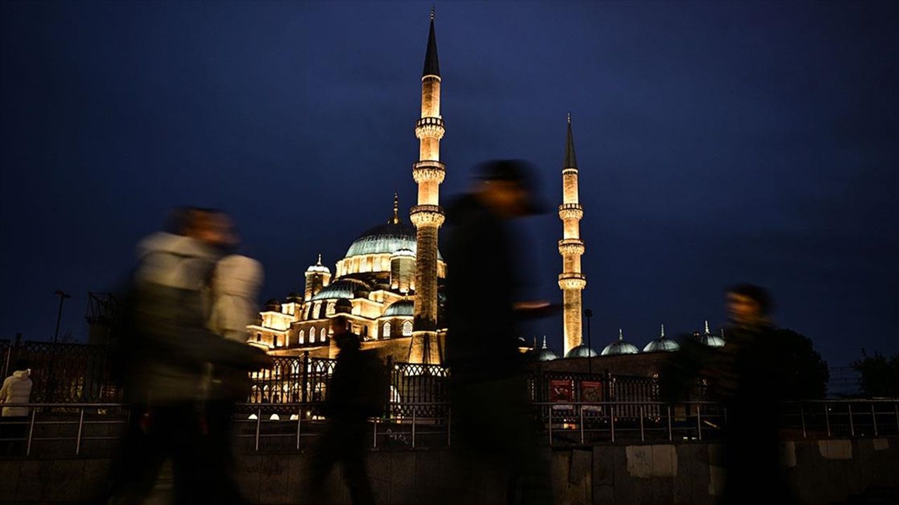 Dünya Bankası, Türkiye ekonomisinin 2025 yılı için büyüme tahminini değiştirdi: Tablo yükselişte