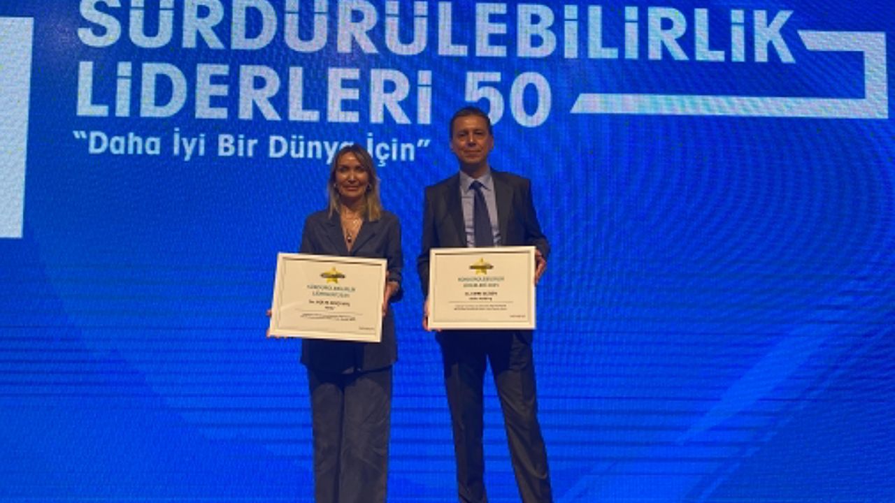 Akfen Grup ve TİKAV'ın Sürdürülebilirlik Liderleri 50 Listesindeki Başarısı