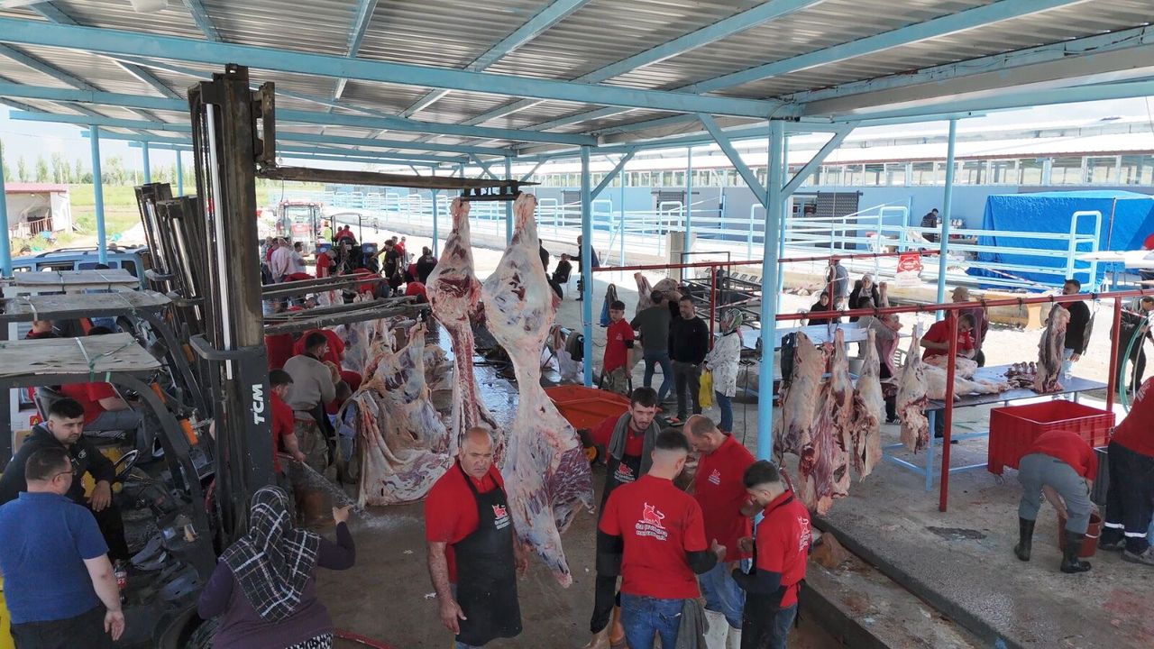 Afyon’da kurban kesiminde fark yaratan tesis: Vatandaşlar neden burayı tercih ediyor?