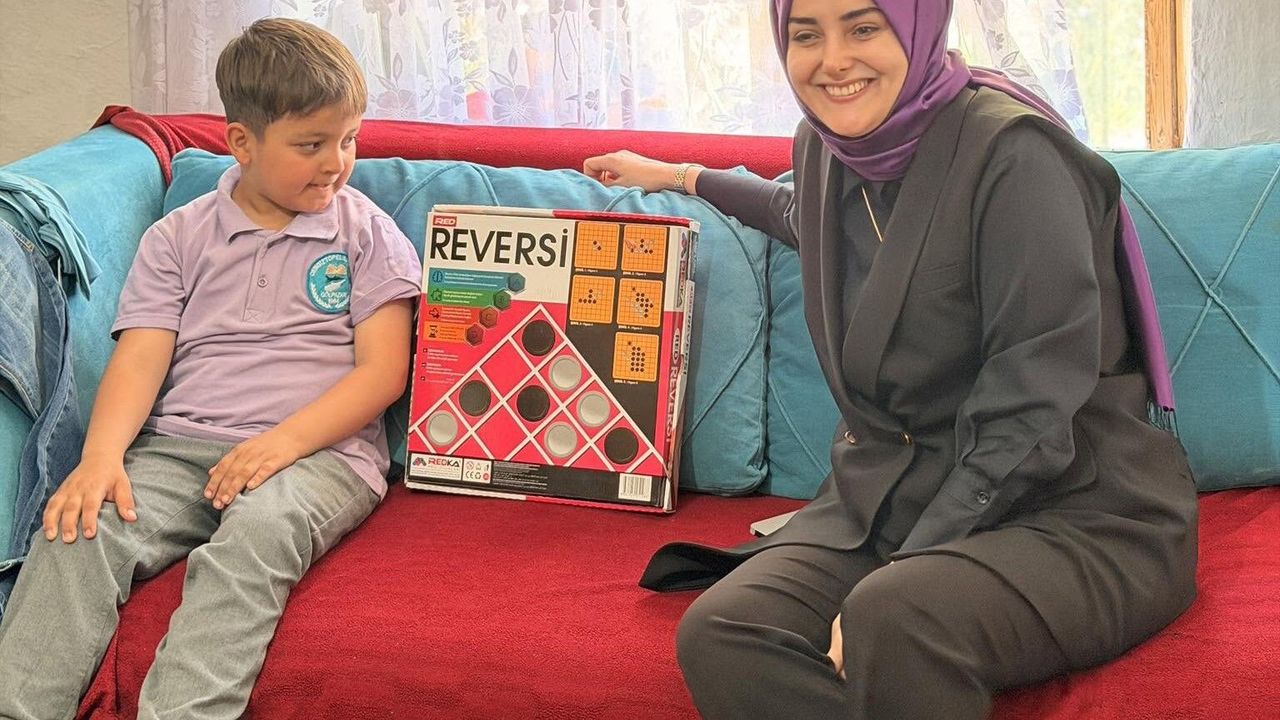 Gölpazarı'nda "Çay Saati" Buluşmaları Başladı: Kaymakam Odab