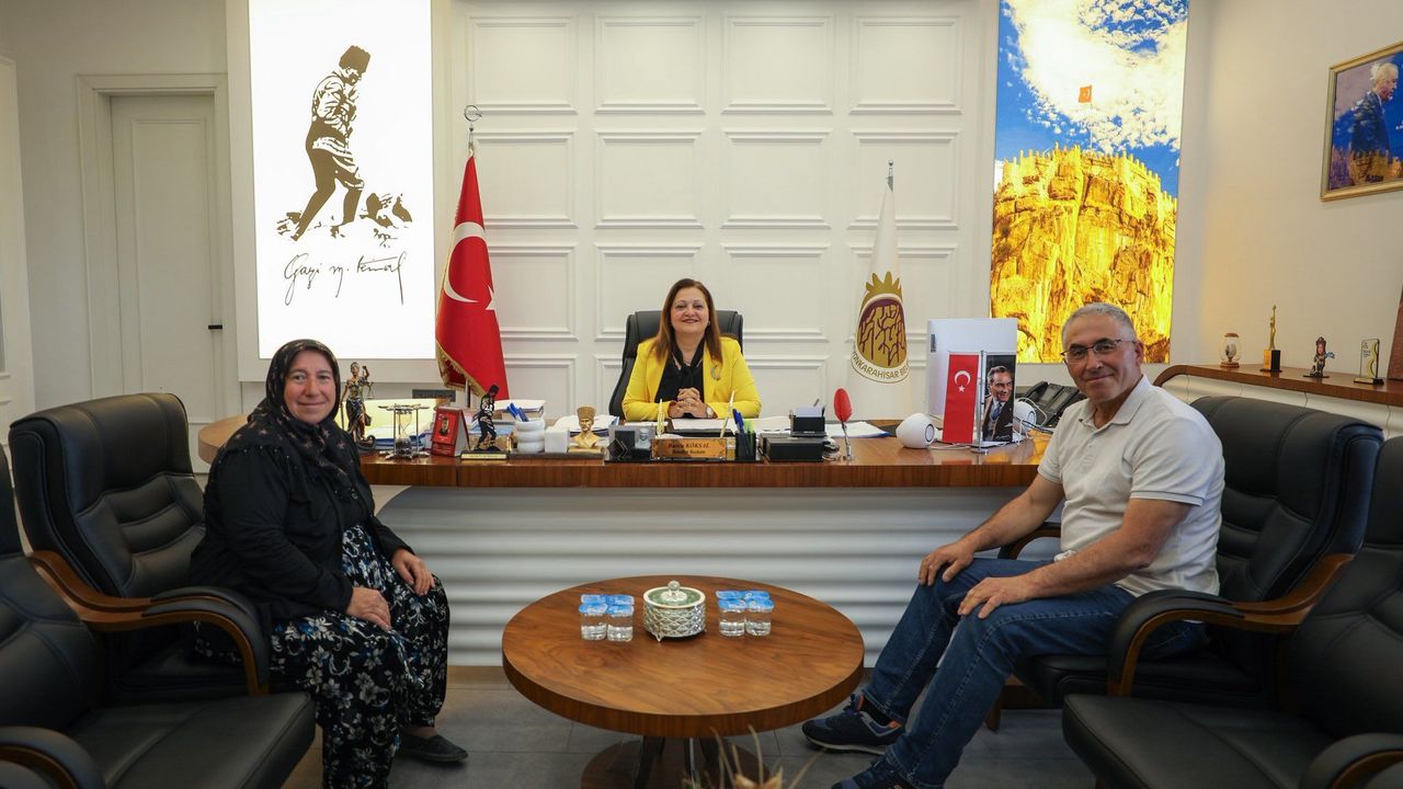 CHP İl Başkanı Hasan Karadeniz’in kardeşi Başkan Köksal ile 