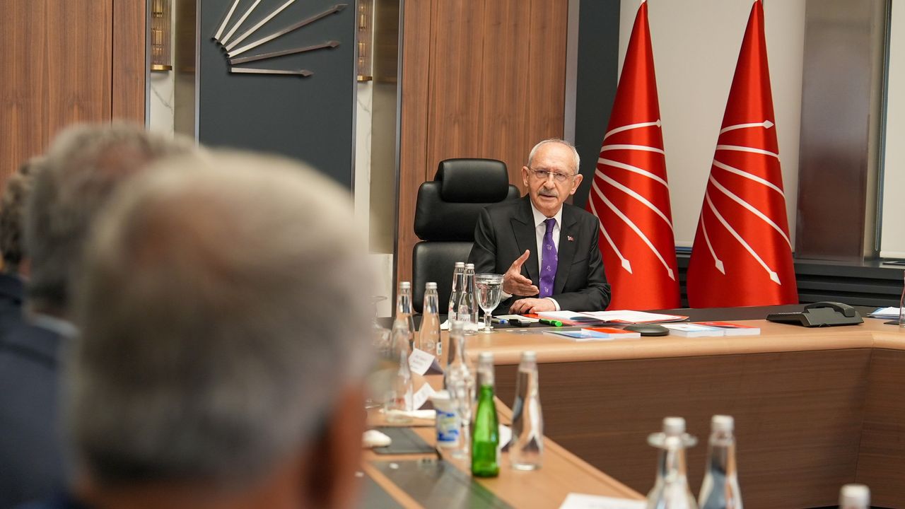 CHP’de 9 milletvekili için ihraç süreci başlatıldı