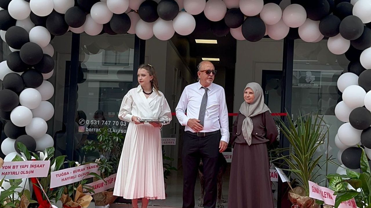 Berra Müzik Kursu Afyon'da Hizmete Açıldı