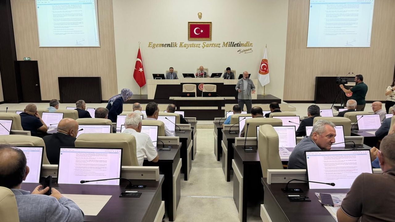 Bolvadin Gençlik Bahçesi için 400 bin TL kaynak aktarıldı: Gençlere yeni nefes alanı
