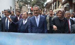 Milli Eğitim Bakanı Özer, yeni öğretmen atamalarında öncelik gösterilecekleri açıkladı!