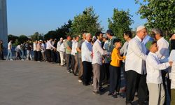 İzmir'de Kurban Bayramı namazı kılındı